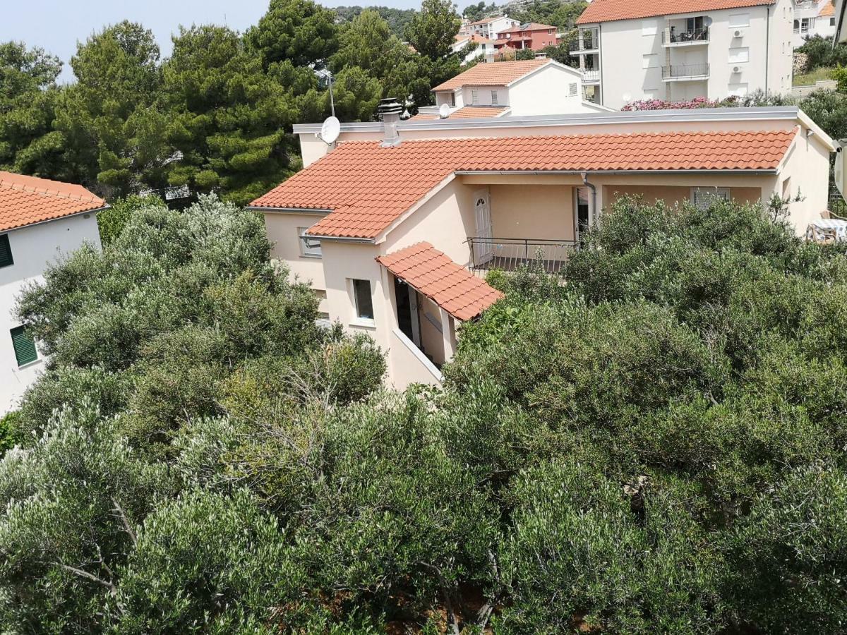 Apartments Govic Zaboric Exterior foto